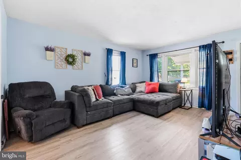 Living - 2418 4th Ave, Boothwyn, PA 19061 photo 1 of 1