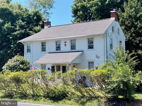 346 Thornton Rd, Thornton, PA 19373