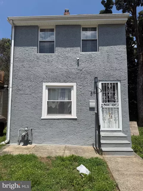 311 N 9th St, Darby, PA 19023