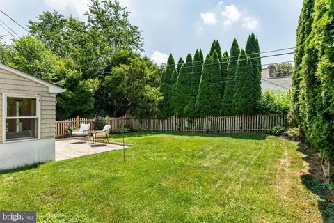 Exterior - 393 Grange Rd, Wayne, PA 19087 photo 2 of 4