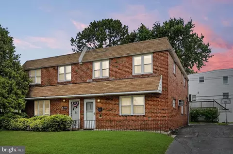 907 Hancock St, Milmont Park, PA 19033