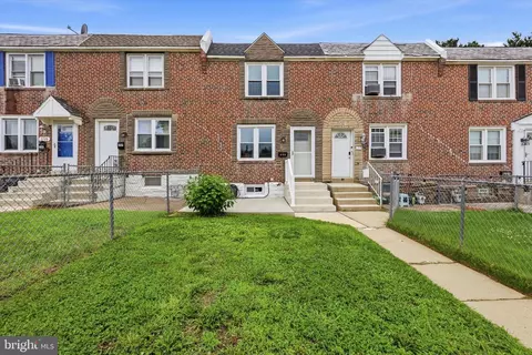205 W Washington Ave, Clifton Heights, PA 19018