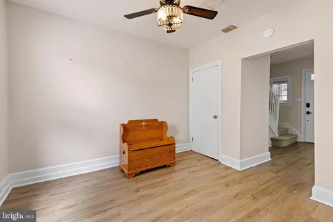 Entry Way - 8 Cedar, Marcus Hook, PA 19061 photo 2 of 4