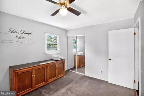 Bedroom - 1745 Larkin Rd, Boothwyn, PA 19061 photo 4 of 6