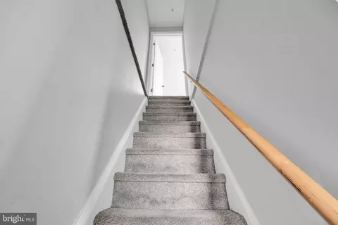 Entry Way - 6 W 6th St, Marcus Hook, PA 19061 photo 2 of 3