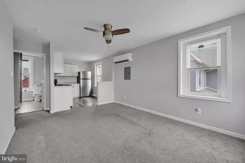 Living - 6 W 6th St, Marcus Hook, PA 19061 photo 1 of 3