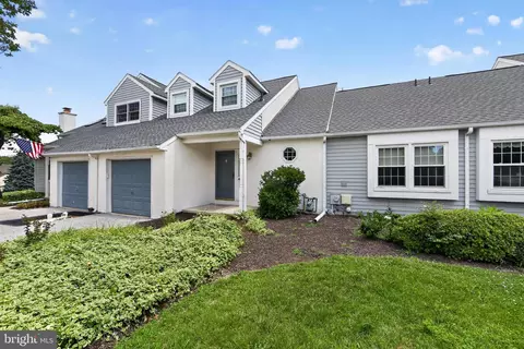 44 Hunters Run, Newtown Square, PA 19073