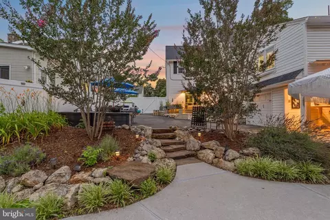 Exterior - 125 N Rolling Rd, Springfield, PA 19064 photo 6 of 12