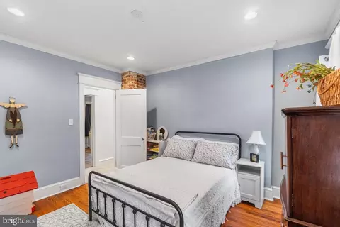 Bedroom - 125 N Rolling Rd, Springfield, PA 19064 photo 3 of 8