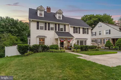Exterior - 125 N Rolling Rd, Springfield, PA 19064 photo 2 of 12