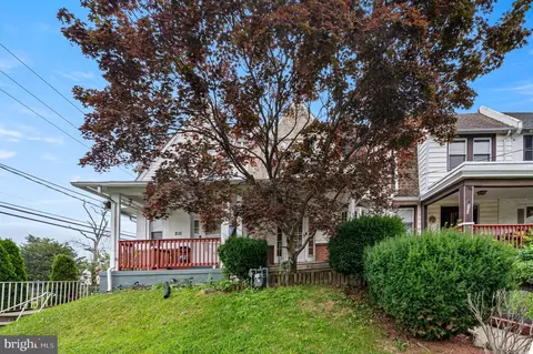 208 Essex Ave, Lansdowne, PA 19050