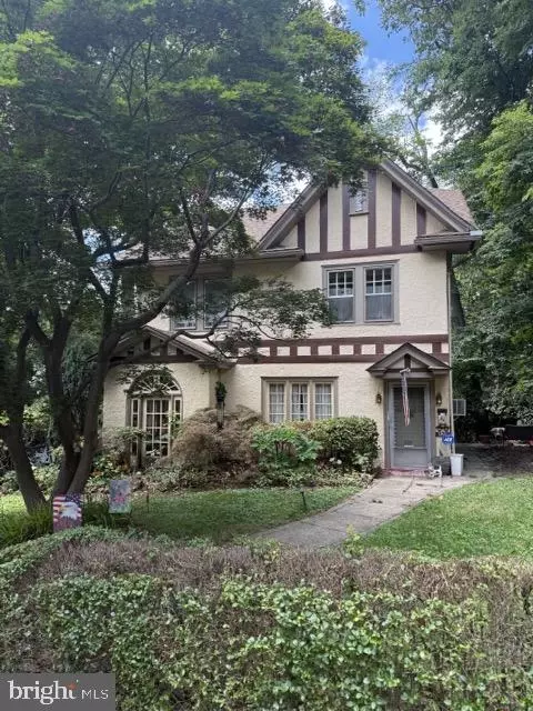 620 Beechwood Dr, Havertown, PA 19083