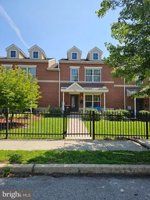 615 Edwards St, Chester, PA 19013