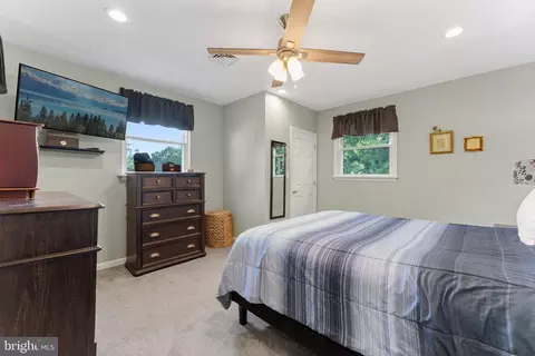 Bedroom - 1748 Larkin Rd, Boothwyn, PA 19061 photo 2 of 4