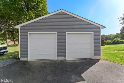 Exterior - 1748 Larkin Rd, Boothwyn, PA 19061 photo 5 of 5