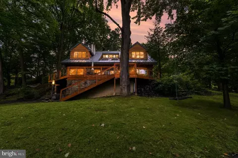 211 N West St, Media, PA 19063