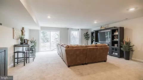 Entry Way - 409 Moore Rd, Wallingford, PA 19086 photo 11 of 13