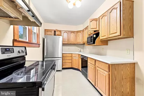 Kitchen - 341 N Rolling Rd, Springfield, PA 19064 photo 1 of 1