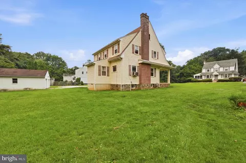 Exterior - 341 N Rolling Rd, Springfield, PA 19064 photo 2 of 2