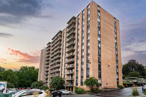 801 Yale Ave #307, Swarthmore, PA 19081