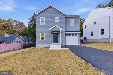 104 Elm Ave, Aston, PA 19014