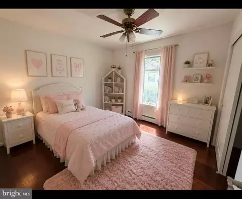 Bedroom - 2123 Locust St, Upper Chichester, PA 19061 photo 3 of 3