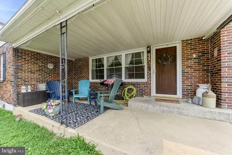 Exterior - 3813 Currant, Boothwyn, PA 19061 photo 2 of 3