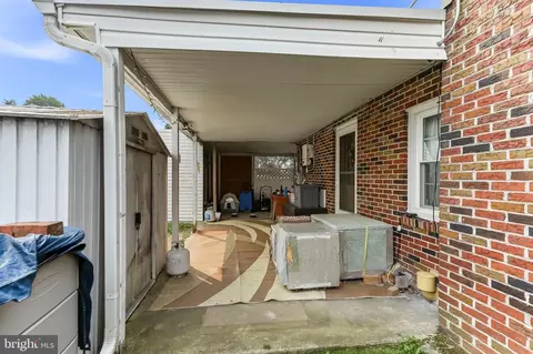 Exterior - 3813 Currant, Boothwyn, PA 19061 photo 3 of 3