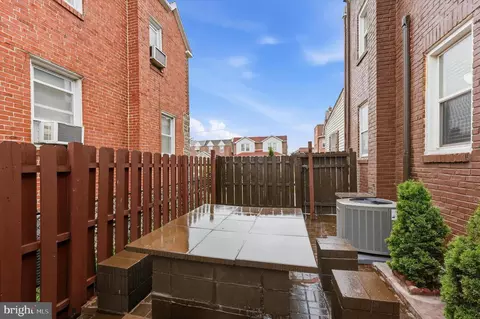Exterior - 1249 E 12th St, Eddystone, PA 19022 photo 3 of 4