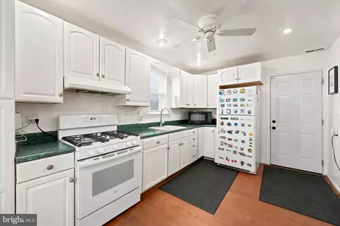Kitchen - 1249 E 12th St, Eddystone, PA 19022 photo 2 of 3
