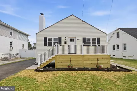 314 Swarthmore Ave, Folsom, PA 19033