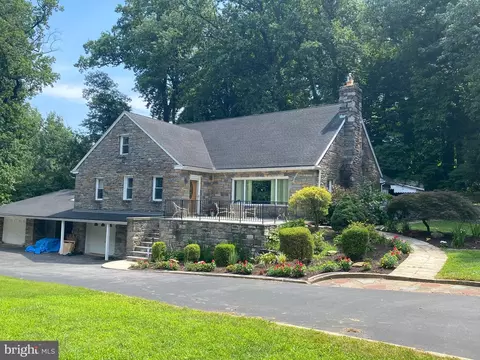 101 S Elmwood Ave, Glenolden, PA 19036