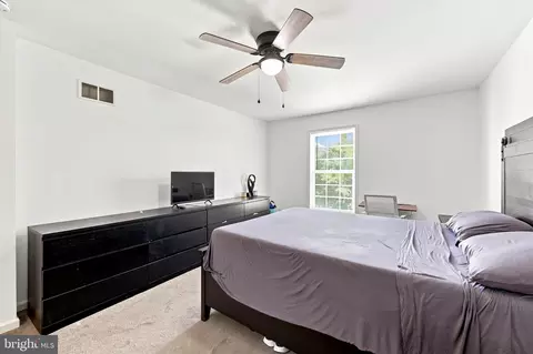Bedroom - 30 Duttonview Rd, Aston, PA 19014 photo 2 of 8
