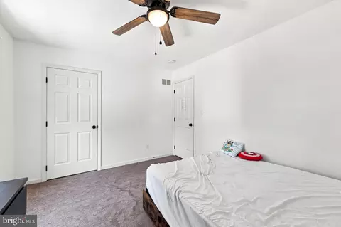 Bedroom - 30 Duttonview Rd, Aston, PA 19014 photo 6 of 8