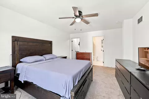 Bedroom - 30 Duttonview Rd, Aston, PA 19014 photo 3 of 8