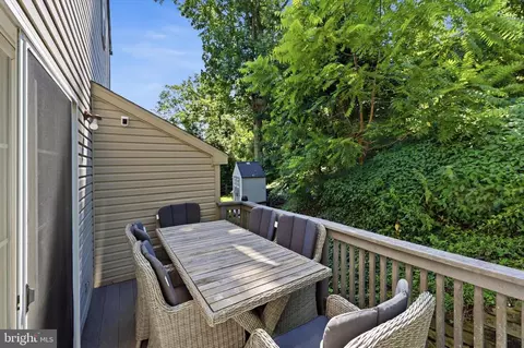 Exterior - 30 Duttonview Rd, Aston, PA 19014 photo 2 of 3