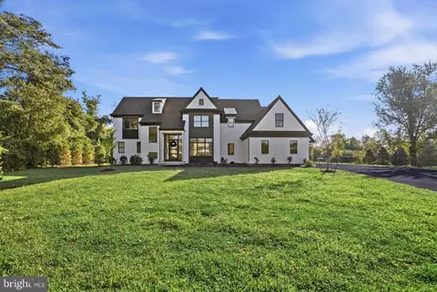 1337 Valley Rd, Glen Mills, PA 19342