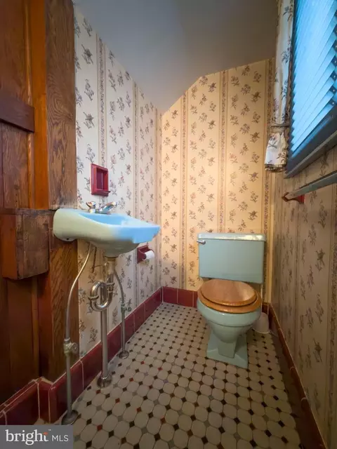 Other - 556 Saint Davids Ave, Wayne, PA 19087 photo 3 of 11