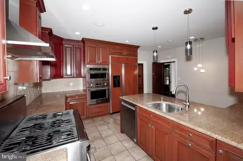 Kitchen - 556 Saint Davids Ave, Wayne, PA 19087 photo 1 of 4