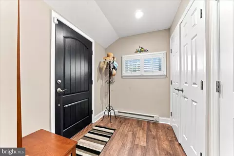 Entry Way - 61 Duncan Ln, Springfield, PA 19064 photo 2 of 2