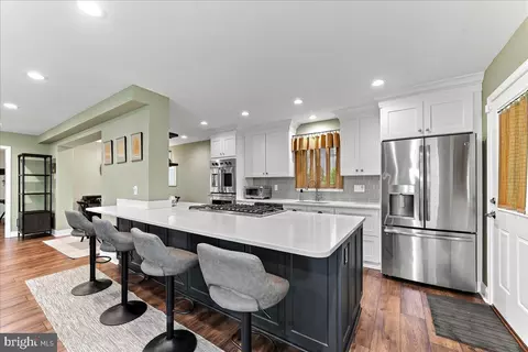 Kitchen - 61 Duncan Ln, Springfield, PA 19064 photo 1 of 4