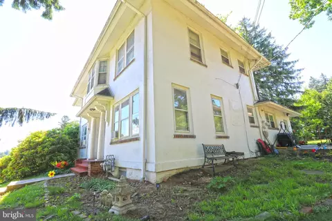 Exterior - 200 W Springfield Rd, Springfield, PA 19064 photo 8 of 8