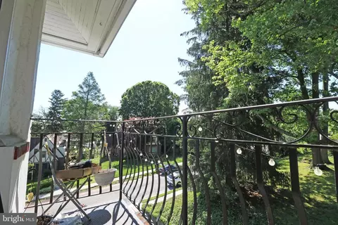 Exterior - 200 W Springfield Rd, Springfield, PA 19064 photo 4 of 8