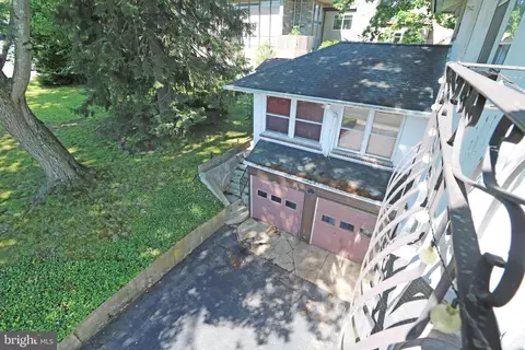 Exterior - 200 W Springfield Rd, Springfield, PA 19064 photo 2 of 8