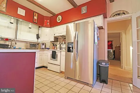Kitchen - 200 W Springfield Rd, Springfield, PA 19064 photo 1 of 5