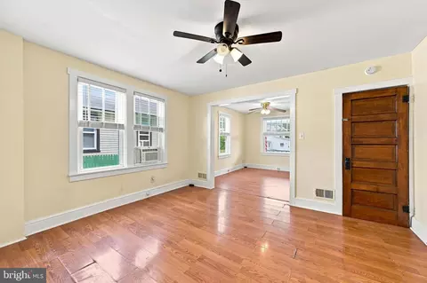 Living - 810 Pleasant, Boothwyn, PA 19061 photo 2 of 2