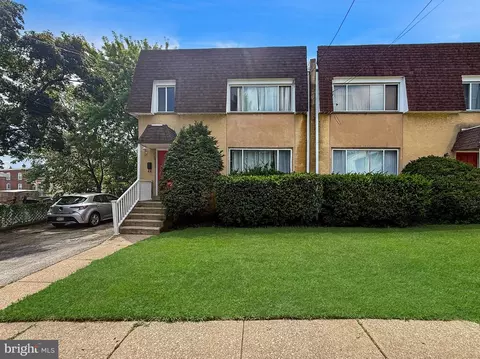 162 Bridge St, Drexel Hill, PA 19026