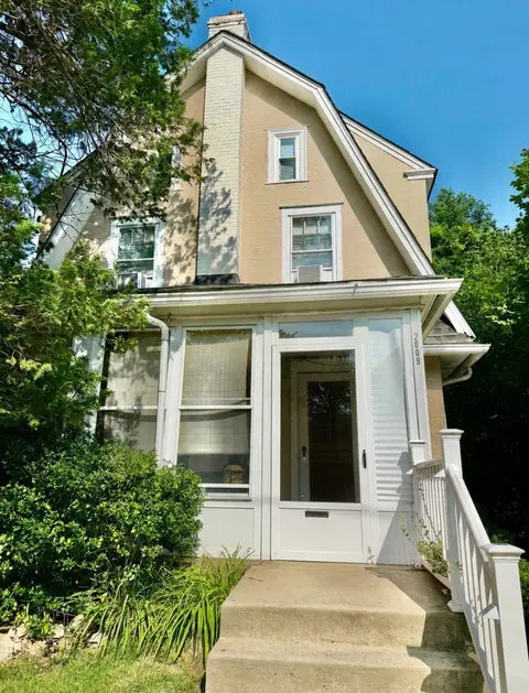 2009 Laurel Rd, Havertown, PA 19083