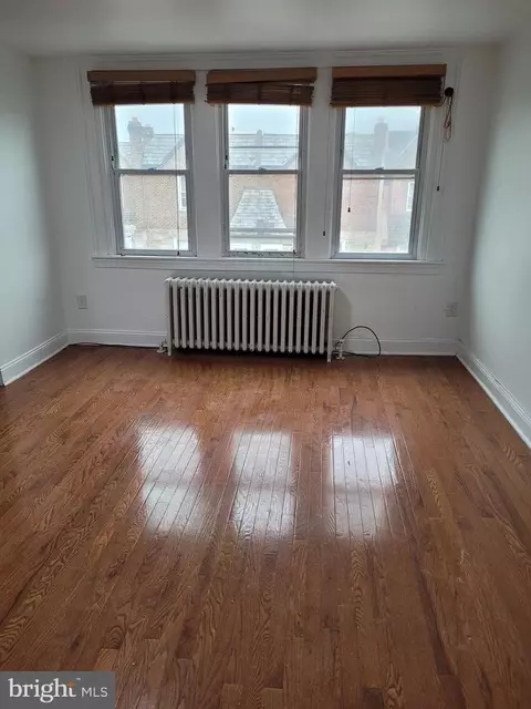 Living - 7246 Brent Rd, Darby, PA 19082 photo 2 of 2