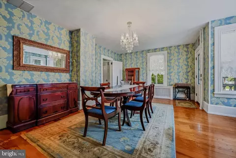 Dining - 2552 Naamans Crk, Upper Chichester, PA 19061 photo 3 of 4